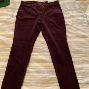Brand new, burgundy jeggings